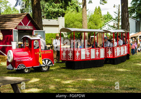 Vintage Kinder Zugfahrt im Clackamas County Fair, Canby, Oregon Stockfoto