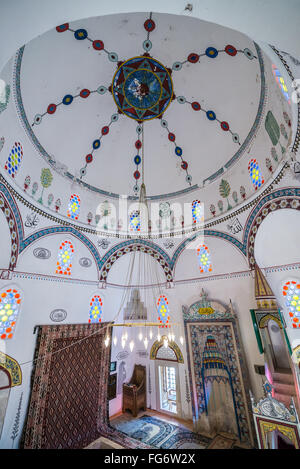 Mihrab und Minbar in berühmten Koski Mehmed Pascha-Moschee in der Stadt Mostar, Bosnien und Herzegowina Stockfoto