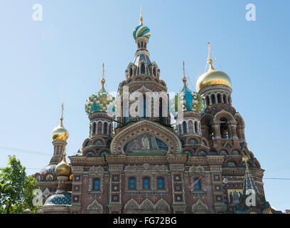 Die Kirche des Retters auf Blut vom Gribojedow-Kanal Embankment, Sankt Petersburg, nordwestliche Region, Russland Stockfoto