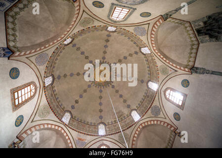 klassischen osmanischen Stil Kaiser Moschee (Careva Dzamija) aus dem 15. Jahrhundert in Sarajevo, Bosnien und Herzegowina Stockfoto