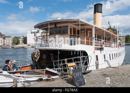 Cafe an Bord Blidosund Dampfer, Gamla Stan (Altstadt), Stadsholmen, Stockholm, Schweden Stockfoto