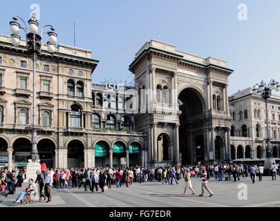 Geographie/Reisen, Italien, Lombardei, Mailand, Piazza del Duomo, der Domplatz, die Galleria Vittorio Emanuele II, Additional-Rights - Clearance-Info - Not-Available Stockfoto