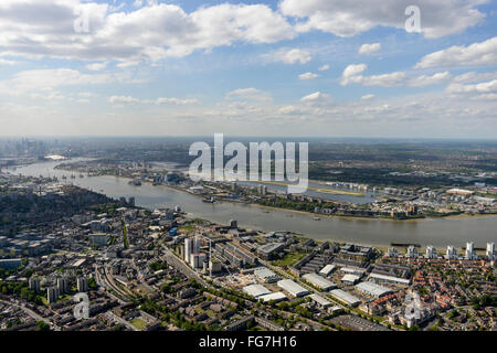 Eine Luftaufnahme von London, auf der Suche von Woolwich in Richtung Flughafen und der City of London Stockfoto