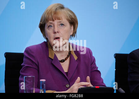 Merkel empfängt die Staats-und Regierungschefs der Organisation für wirtschaftliche Stockfoto