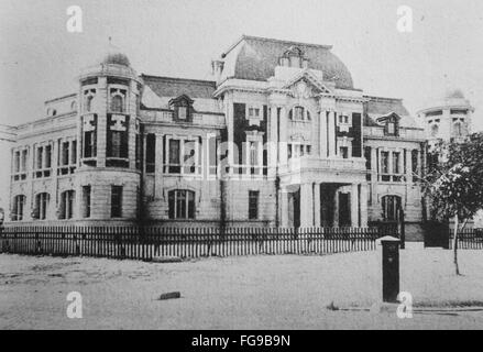 Modernisierung von Taiwan unter japanischer Herrschaft. Tainan-Rathaus. Vor 1915. Stockfoto