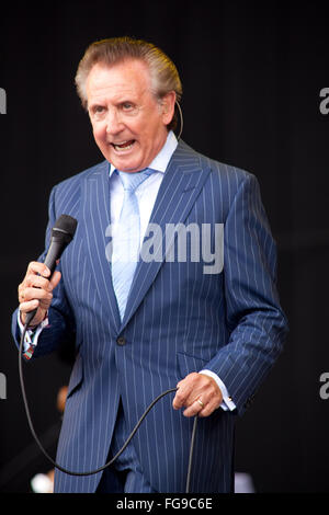 Tony Christie, Pyramide Bühne, Glastonbury Festival 2009, Somerset, England, Vereinigtes Königreich. Stockfoto