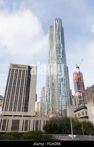 Aufbau der pace University und Beekman Tower von frank Gehry in New York city Stockfoto