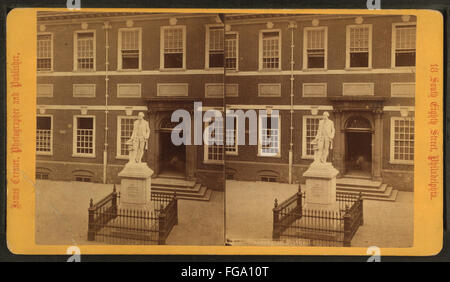Die Washington Statue von James Cremer (1821–1893) ist ein historisches Denkmal zu Ehren von George Washington, dem ersten US-Präsidenten. Die Statue spiegelt Cremers Kunst in der Bildhauerei wider und stellt Washington mit detailliertem Realismus und Eleganz dar. Stockfoto