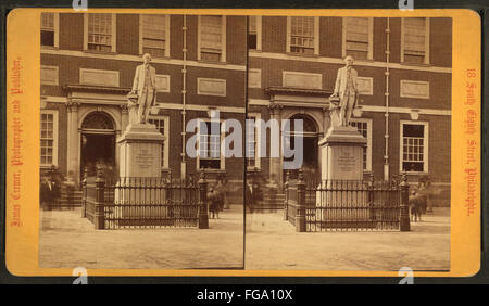 Eine Statue von George Washington, geschaffen von James Cremer (1821–1893), die den ersten US-Präsidenten in historischer und symbolischer Pose darstellt. Die Skulptur unterstreicht Washingtons Führungsrolle und Bedeutung in der amerikanischen Geschichte. Stockfoto