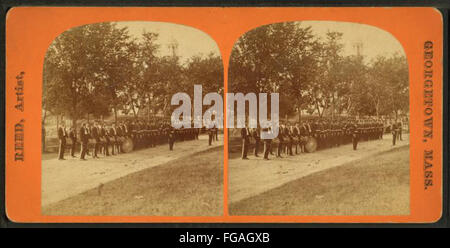 Männer in Uniform, teilweise mit Drums, von S. C. Reed 2 Stockfoto