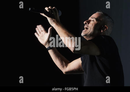 Madrid, Spanien. 18. Februar 2016. Eros Ramazzotti führt im Konzert im Barclaycard Center Palacio de Los Deportes am 18. Februar 2016 in Madrid © Jack Abuin/ZUMA Draht/Alamy Live News Stockfoto