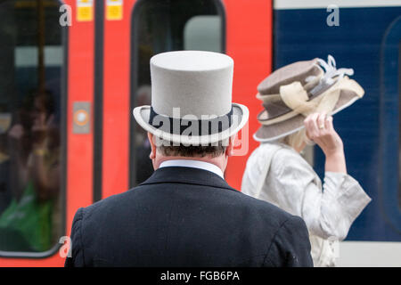 Ascot Bahnhof während Royal Ascot Pferderennen meeting,Ascot,Berkshire,England,U.K. Europa. Stockfoto