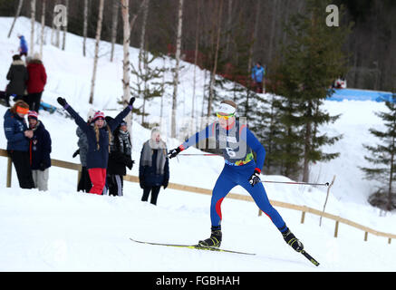 Lillehammer, Norwegen. 18. Februar 2016. Dagur Benediktsson Islands konkurriert während der Ski-Langlauf Herren 10km frei bei Lillehammer 2016 Olympischen Jugend-Winterspiele in Lillehammer, Norwegen, 18. Februar 2016. © Han Yan/Xinhua/Alamy Live-Nachrichten Stockfoto