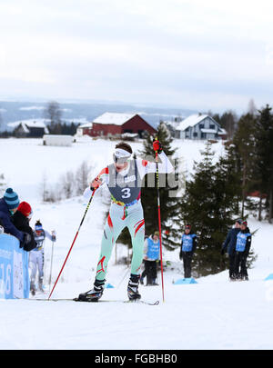 Lillehammer, Norwegen. 18. Februar 2016. Mate Janos Gyallai Ungarns konkurriert während der Ski-Langlauf Herren 10km frei bei Lillehammer 2016 Olympischen Jugend-Winterspiele in Lillehammer, Norwegen, 18. Februar 2016. © Han Yan/Xinhua/Alamy Live-Nachrichten Stockfoto