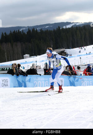 Lillehammer, Norwegen. 18. Februar 2016. Kaarel Karri Estlands konkurriert während der Ski-Langlauf Herren 10km frei bei Lillehammer 2016 Olympischen Jugend-Winterspiele in Lillehammer, Norwegen, 18. Februar 2016. © Han Yan/Xinhua/Alamy Live-Nachrichten Stockfoto