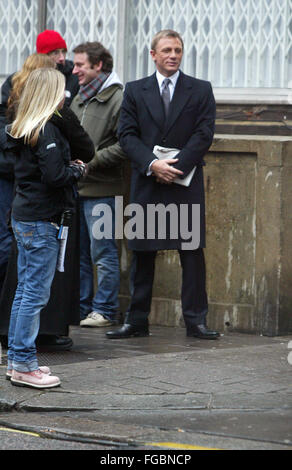 Daniel Craig am Set der James Bond Film London West London (Kredit Bild © Jack Ludlam) Stockfoto