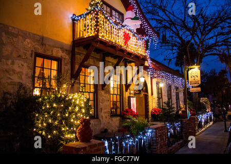 St. Augustine traditionelle "Nights of Lights" Urlaub Beleuchtung Display schafft eine prickelnde und festliche Atmosphäre. Stockfoto