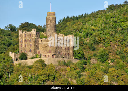 Maus-Burg über dem Dorf Wellmich, nahe der Stadt Sankt Goarshausen, Oberes Mittelrheintal, Deutschland Stockfoto