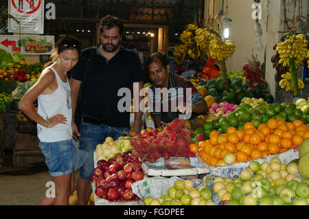 Obst-Markt in Hikkaduwa, Sri Lanka, Südasien Stockfoto