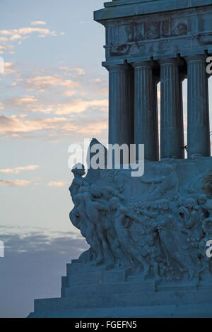 Zahlen am Sockel des Denkmals für Allgemeine Maximo Gomez, Monumento Maximo Gomez, in Havanna, Kuba, Karibik, Karibik, Zentral- und Lateinamerika Stockfoto