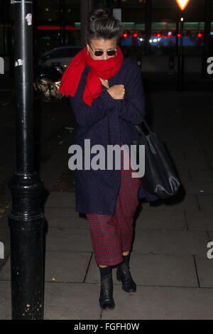 Tracey Ullman abgebildet in den Studios von Radio 2 Ankunft Featuring: Tracey Ullman Where: London, Vereinigtes Königreich bei: 15. Januar 2016 Stockfoto