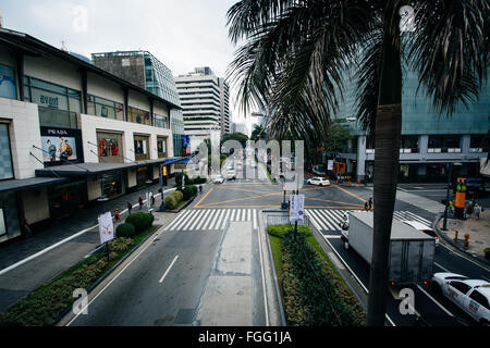 Makati Avenue, im Ayala, Makati, Metro Manila, Philippinen. Stockfoto