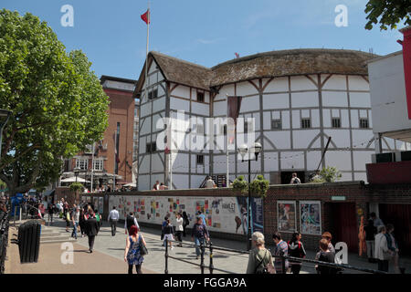 Shakespere des Globe Theatre am Ufer der Themse, Bankside London, UK Stockfoto