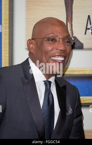 Los Angeles, Kalifornien, USA. 13. Februar 2016. Paris Barclay besucht 2016 Writers Guild of America Awards. Stockfoto
