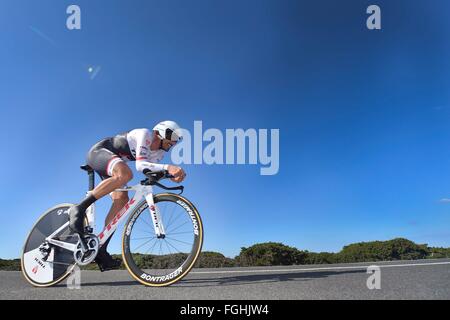 Sagres, Portual. 19. Februar 2016. Fabian CANCELLARA (SUI) Fahrer von TREK - SEGAFREDO in Aktion während der 3. Etappe des 42. der Algarve-Rundfahrt Radrennen, einem Einzelzeitfahren von 18km mit start und Ziel in Sagres am 19. Februar 2016 in Sagres, Portugal. Bildnachweis: Aktion Plus Sport/Alamy Live-Nachrichten Stockfoto