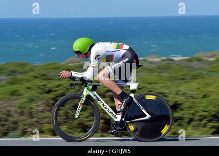 Sagres, Portual. 19. Februar 2016. Ramunas NAVARDAUSKAS (LTU) Fahrer von CANNONDALE PRO CYCLING TEAM in Aktion während der 3. Etappe des 42. der Algarve-Rundfahrt Radrennen, einem Einzelzeitfahren von 18km mit start und Ziel in Sagres am 19. Februar 2016 in Sagres, Portugal. Bildnachweis: Aktion Plus Sport/Alamy Live-Nachrichten Stockfoto