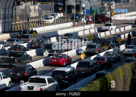 Vereinigten Staaten-Ausfahrt-Checkpoint in San Ysidro, Kalifornien an Grenze mit Tijuana, Mexiko Stockfoto