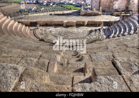 Römisches Theater von Medellin, Spanien. Hohen Blick von Tribüne, Bühne Stockfoto