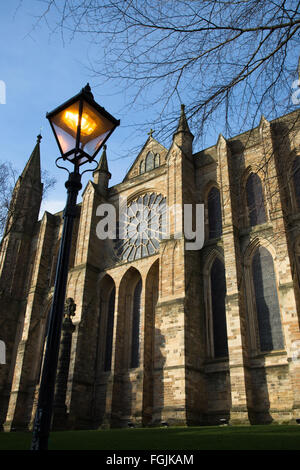 Eine Ansicht der Rosette Kathedrale von Durham, aus Norden Bailey, Durham, England. Stockfoto