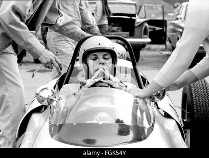 Erste kanadische Fahrerin Diana Carter am Motorsport und formale und Grand Prix Rennen in Kanada in Mosport Rennstrecke in der Nähe von Bownmanville, Ontario, 1960 Stockfoto