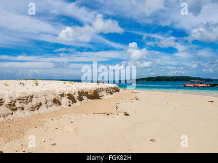 Szene am Meeresstrand von Joly Bouy Insel, Mahatama Gandhi marine National Park, Portblair, Andamanen, Indien Stockfoto