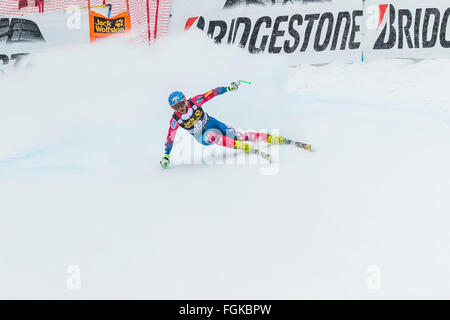 Chamonix, Frankreich. 20. Februar 2016. USA-Ski-Team-Mitglied Steven NYMAN auf Skiern auf Podium am 2. Platz. Der Audi FIS World Cup 9. Herrenabfahrt fand in Chamonix Frankreich mit einer "Jour Blanc" (grauer Himmel und diffusem Licht) und einige leichte Schnee. Das Podium war - 1-PARIS Dominik (ITA) 1:58.38 2 - Steven NYMAN (USA) 1:58.73 3 - Beat FEUZ (SUI) 1:58.77 AUDI FIS SKI WORLD CUP 2015/16 Credit: Genyphyr Novak/Alamy Live News Stockfoto