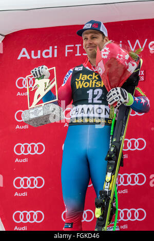 Chamonix, Frankreich. 20. Februar 2016. Der Audi FIS World Cup 9. Herrenabfahrt fand in Chamonix Frankreich mit einer "Jour Blanc" (grauer Himmel und diffusem Licht) und einige leichte Schnee. Das Podium war - 1-PARIS Dominik (ITA) 1:58.38 2 - Steven NYMAN (USA) 1:58.73 3 - Beat FEUZ (SUI) 1:58.77 AUDI FIS SKI WORLD CUP 2015/16 Credit: Genyphyr Novak/Alamy Live News Stockfoto