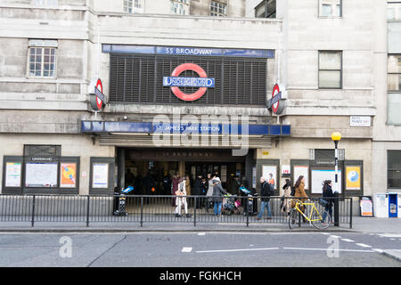 St. Jame Park Station in Petty France, London, Westminster, SW1 Stockfoto