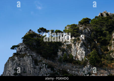 Stadt von Capri auf der Felseninsel Stockfoto