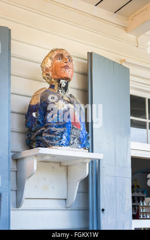 Abblätternden Lack-Büste von Lord Nelson in der beliebten Nelsons Dockyard Museum, English Harbour, South Antigua, Antigua und Barbuda, West Indies Stockfoto