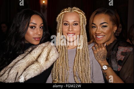 London, UK. 20. Februar 2016. Mädchen-Band Shooshe besuchen die LFW a/w 2016: Fashion International Charing Cross Hotel, The Strand, London. © Siehe Li/Alamy Live neu Stockfoto