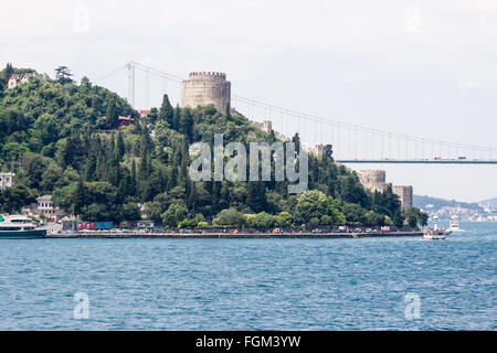 Festung Rumeli Hisari Fatih Mehmet Brücke Bosporus, Istanbul, Türkei Stockfoto