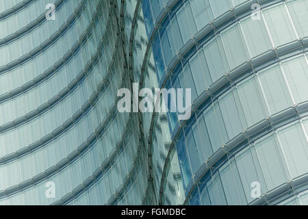 Detail eines modernen Bürogebäudes Stockfoto
