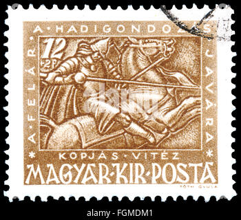 BUDAPEST, Ungarn - 3. Februar 2016: eine Briefmarke gedruckt von Ungarn, zeigt Galant zu Pferd, ca. 1943 Stockfoto