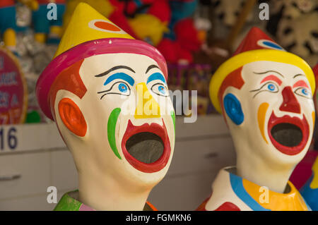 Das Lachen Clown-Spiel ist ein lustiges Ballspiel für Kinder Stockfoto