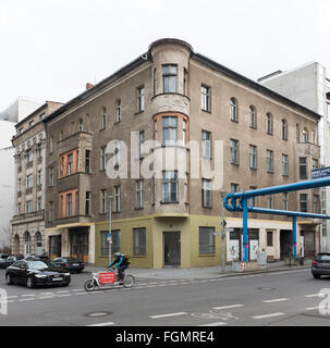 BERLIN, Februar 19: Gebäude im ursprünglichen Zustand in der Glinkastrasse in Berlin-Mitte am 19. Februar 2016. Stockfoto