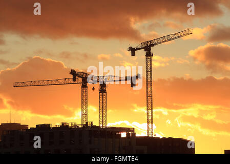 Sonnenuntergang über Bau in KIngs Cross, Nord London, England, UK Stockfoto