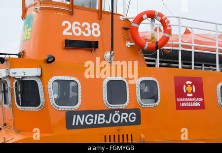 Island Hofn Dorf Angeln Bootfahren bunte Schiff Abstrracts im Yachthafen port Stockfoto