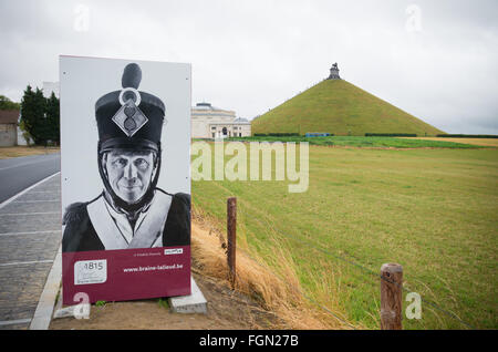 Waterloo, Belgien - 13. Juli 2015: Plakat am Eingang der Gedenkstätte Waterloo. Stockfoto