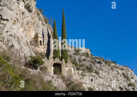 Der Rock Heiligtum von Santa Lucia, in der ligurischen Dorf von Toirano Stockfoto